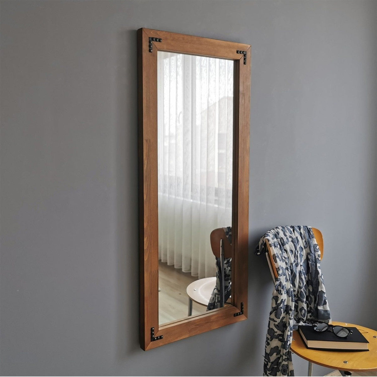 Oglinda 50110CV, nuc, lemn, 50x110 cm