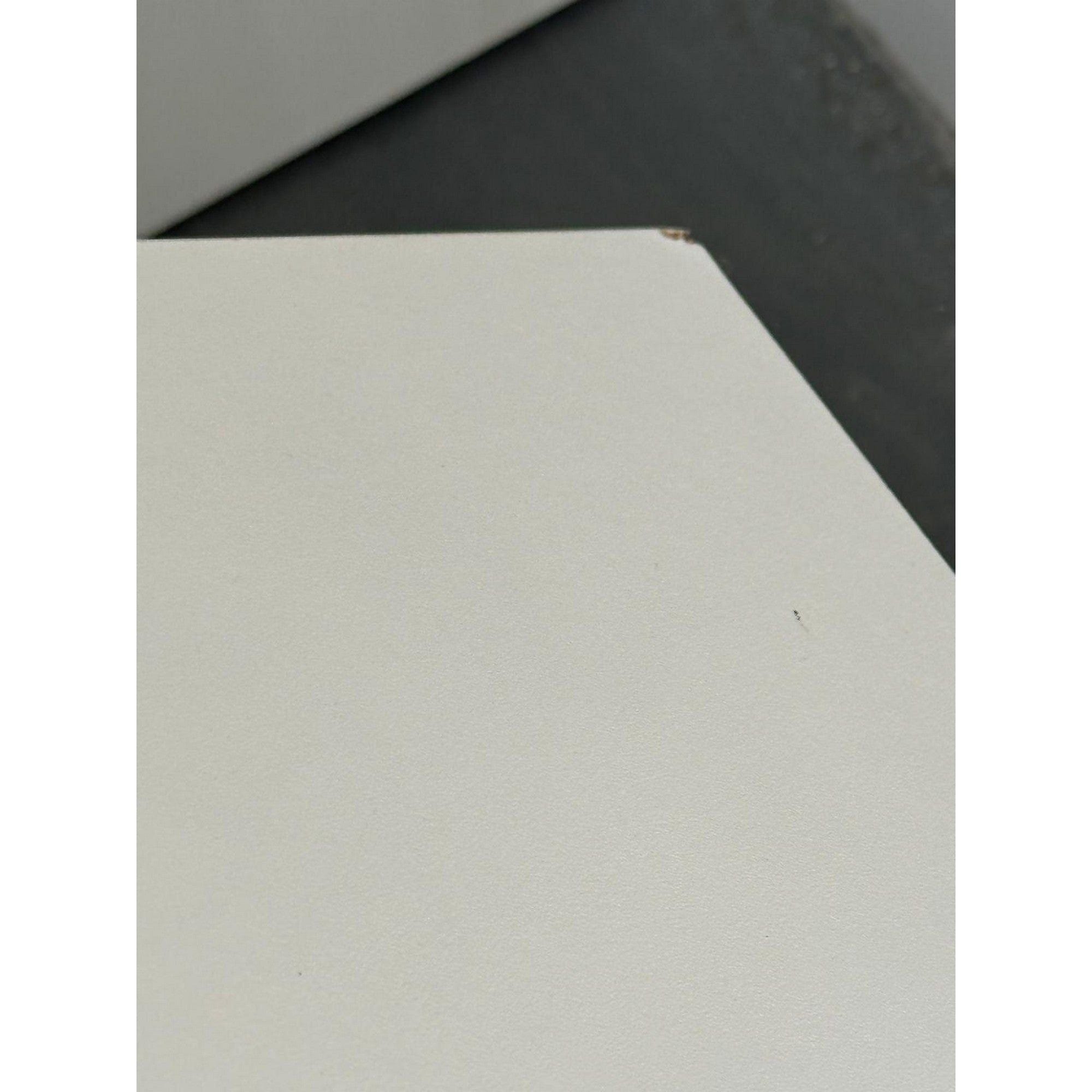 PRODUS RESIGILAT - Comoda TV cu 2 usi suspendata Vigo, alb/negru lucios, 180x40x30 cm