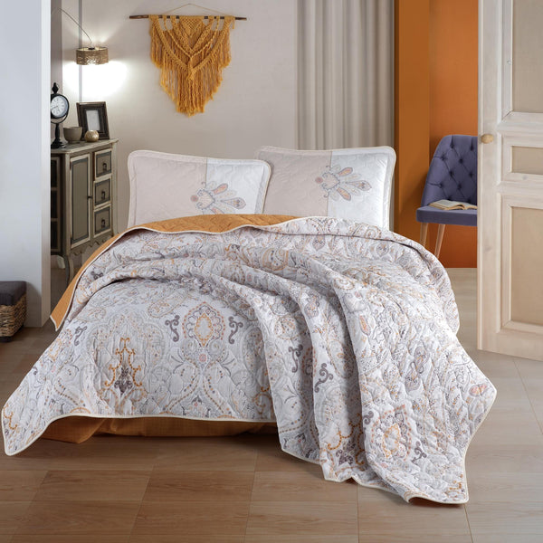 Set cuvertura matlasata pat dublu ARAMIS, alb/galben mustar, bumbac, 240x260 cm, cu 2 fete de perna
