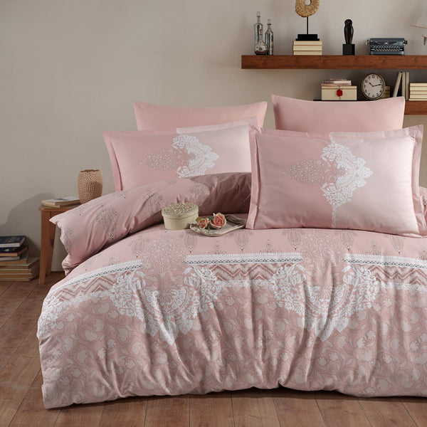 Set lenjerie pat clasy king size LEVURE, bumbac, alb/roz, 240x260 cm, cu cearceaf pat, cearceaf pilota si 2 fete de perna