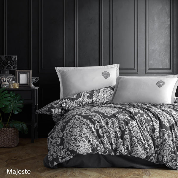 Set lenjerie pat clasy king size MAJESTE, bumbac, alb/negru, 240x260 cm, cu cearceaf pat, cearceaf pilota si 2 fete de perna