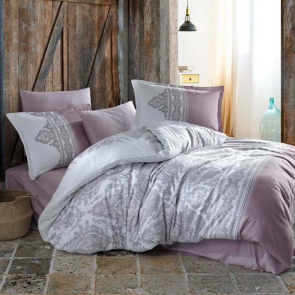 Set lenjerie pat clasy king size NITA, bumbac, alb/roz pudra, 240x260 cm, cu cearceaf pat, cearceaf pilota si 2 fete de perna