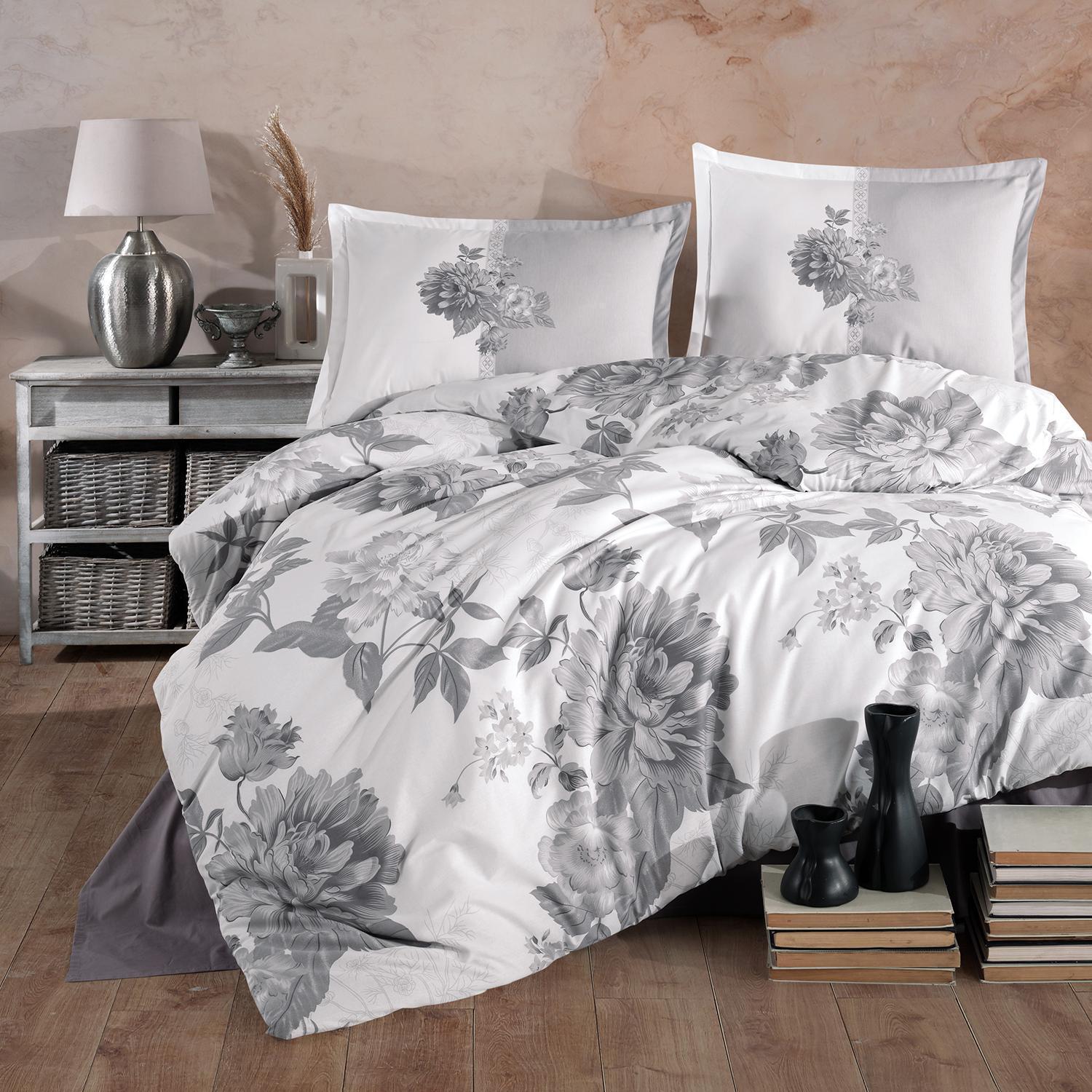 Set lenjerie pat clasy king size ROHAN V1, bumbac, alb/gri, 240x260 cm, cu cearceaf pat, cearceaf pilota si 2 fete de perna