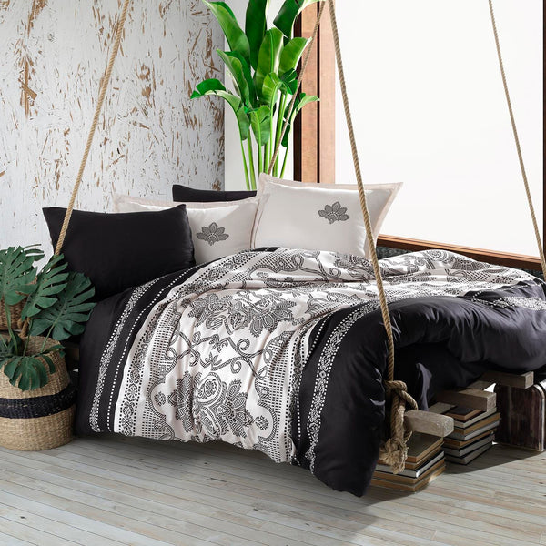 Set lenjerie pat king size AHISKA, bumbac, negru/alb, 240x260 cm, cu cearceaf pat, cearceaf pilota si 2 fete perna
