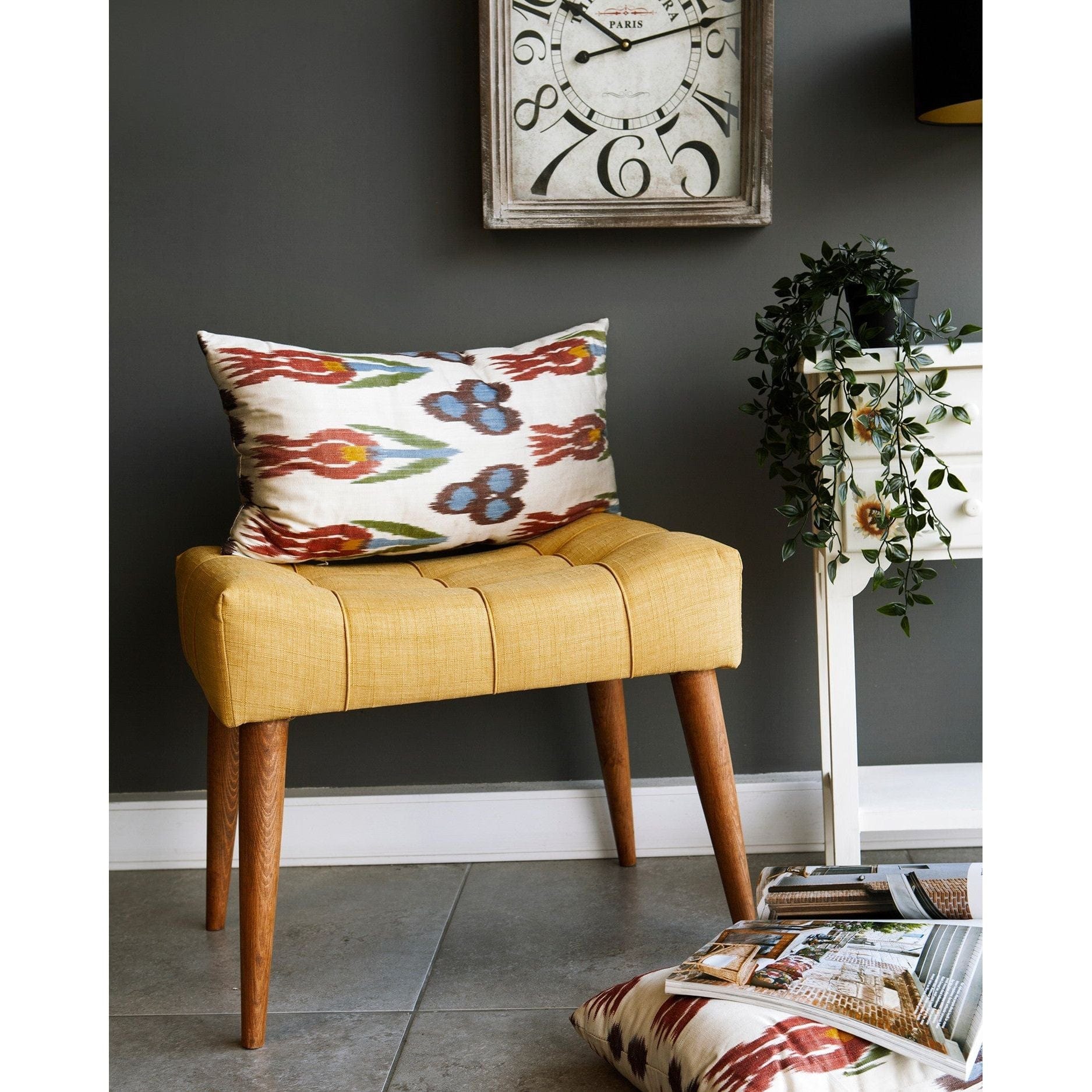 Taburete NEW COOL, galben/nuc, poliester/lemn, 58x40x45 cm